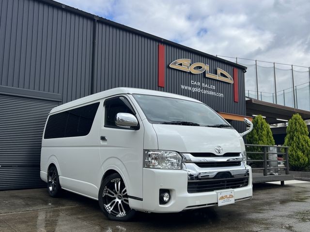 Toyota Hiace W