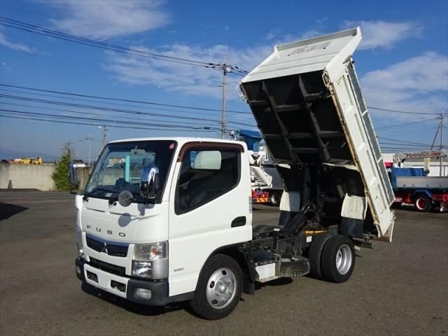 2018 Mitsubishi Canter T