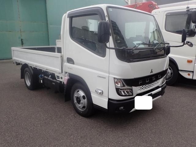 2024 Mitsubishi Canter T