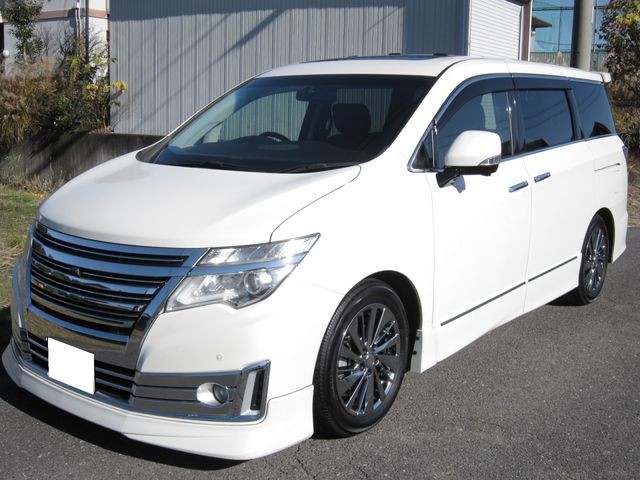 2014 Nissan Elgrand