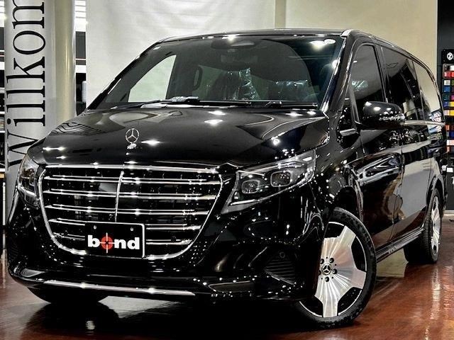 Mercedes-Benz V220D