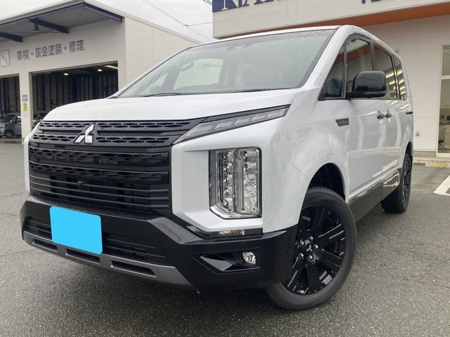 Mitsubishi Delica D5