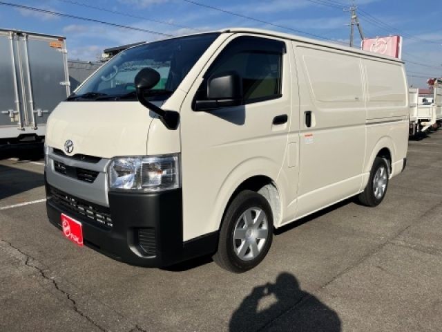 Toyota Hiace V