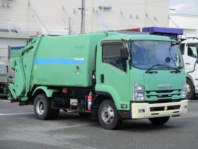 2016 Isuzu Forward