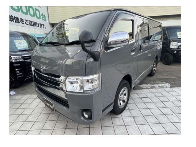 Toyota Hiace V