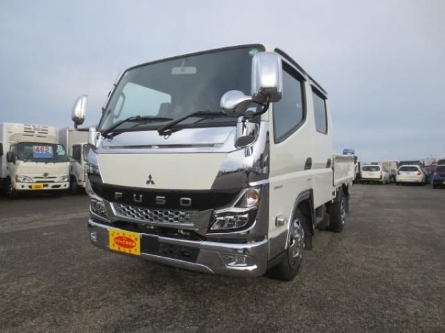 2023 Mitsubishi Canter T