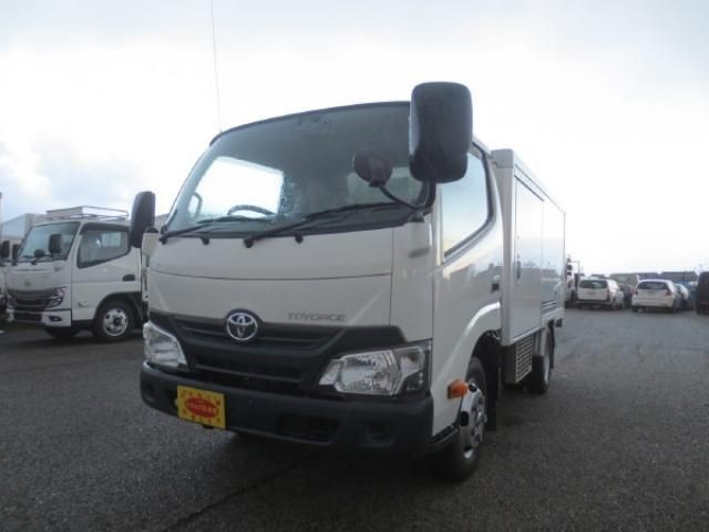 2017 Toyota Toyoace