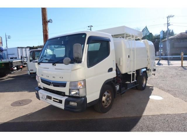 2020 Mitsubishi Canter T