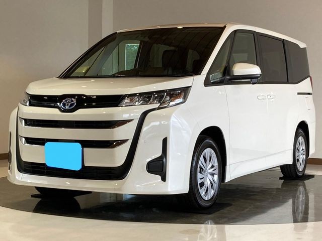 Toyota Noah HV