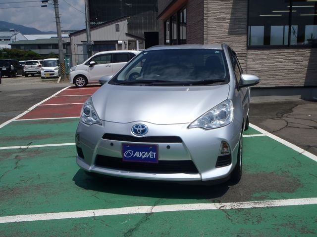 2013 Toyota Aqua