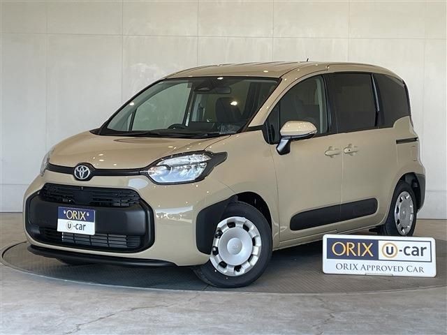 Toyota Sienta HV