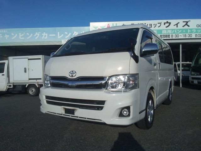 Toyota Hiace W