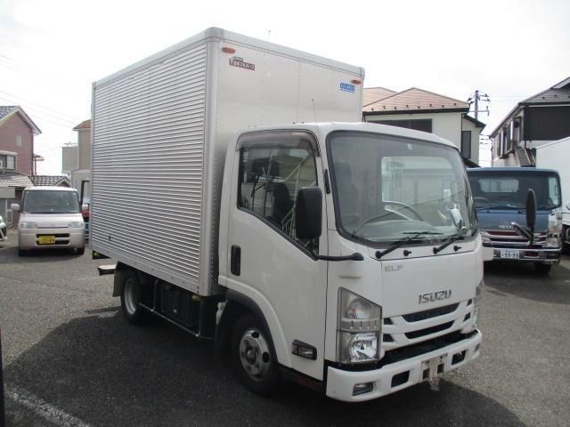 2015 Isuzu ELF