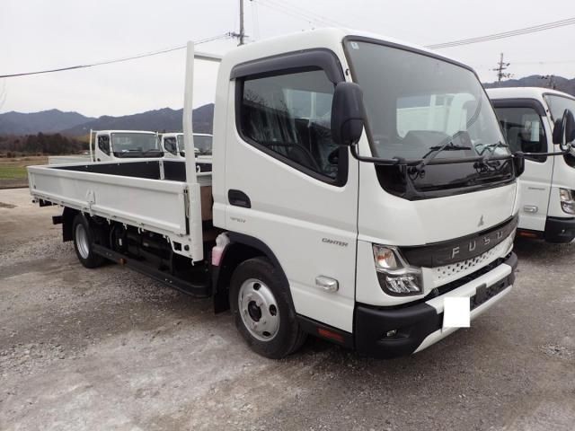 2024 Mitsubishi Canter T