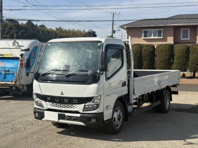2024 Mitsubishi Canter T