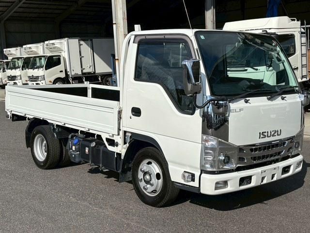 2021 Isuzu ELF