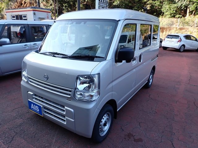 Nissan Clipper V