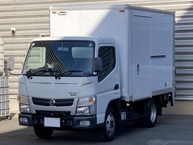Nissan Atlas