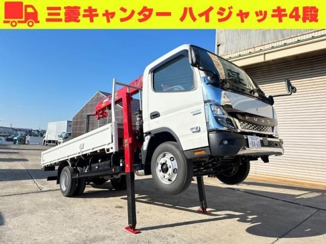 2023 Mitsubishi Canter T