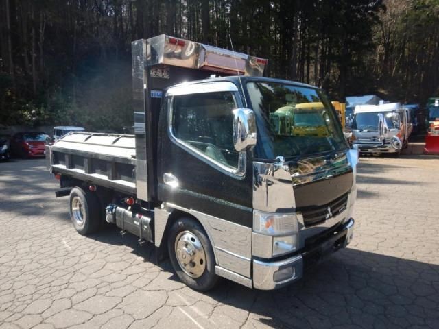 2013 Mitsubishi Canter T