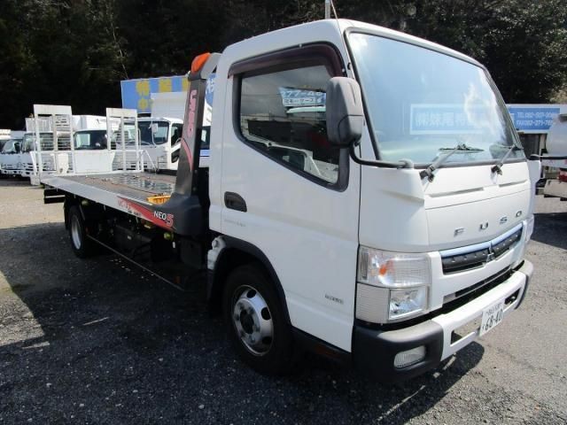 2016 Mitsubishi Canter T