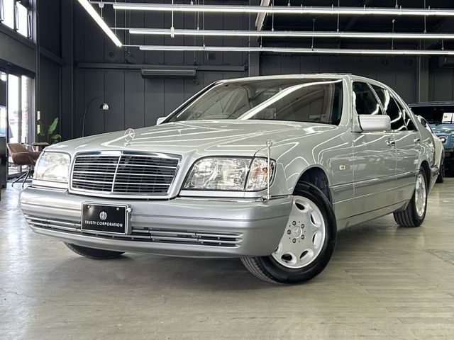 Mercedes-Benz S320