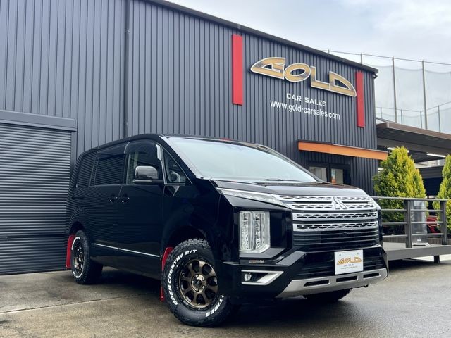 2020 Mitsubishi Delica D5