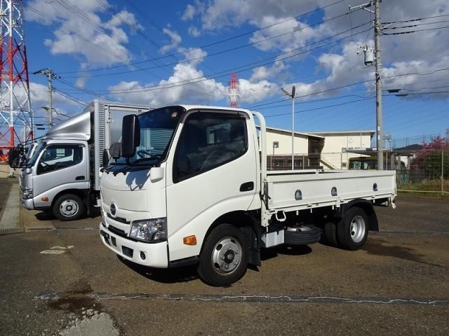 2024 Hino Dutro