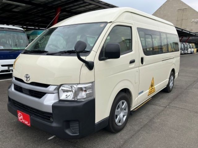 2020 Toyota Hiace Commuter
