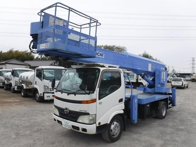 Hino Dutro