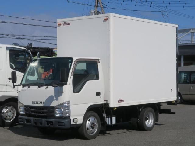 2016 Isuzu ELF