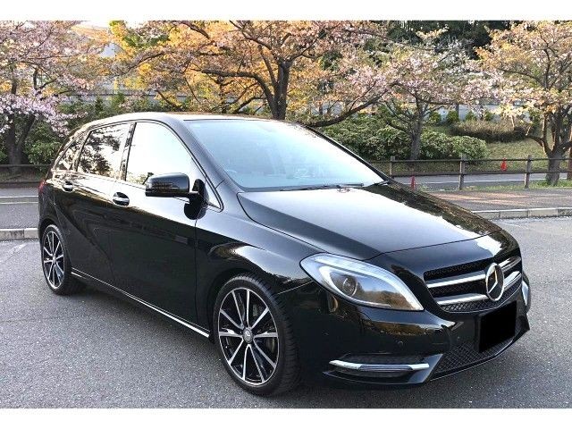 2013 Mercedes-Benz B180