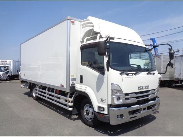 2021 Isuzu Forward