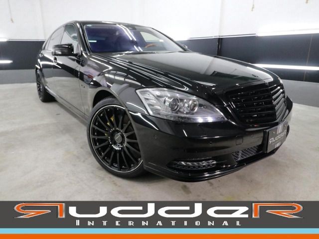 Mercedes-Benz S550