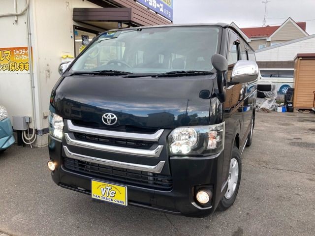 2007 Toyota Hiace V