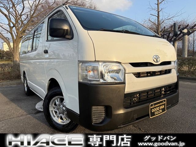 Toyota Hiace V