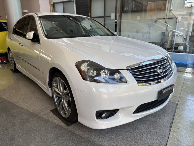 Nissan Fuga