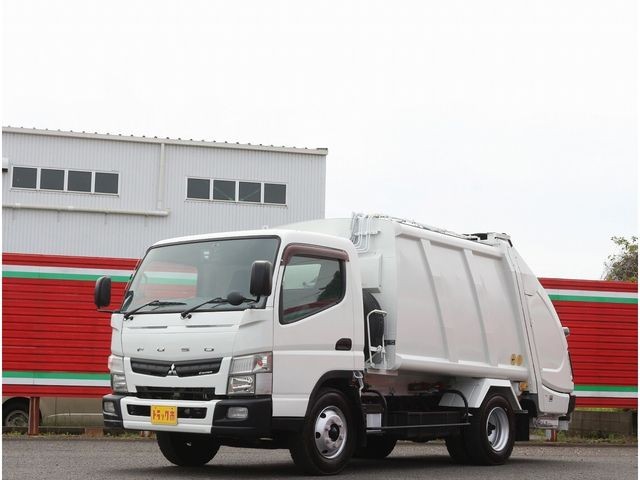 2013 Mitsubishi Canter T