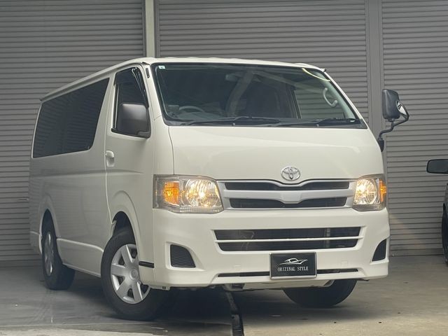 2007 Toyota Hiace V