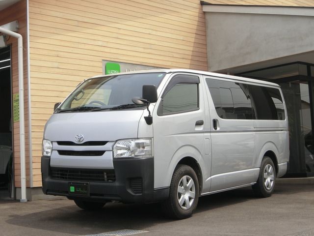 Toyota Hiace V