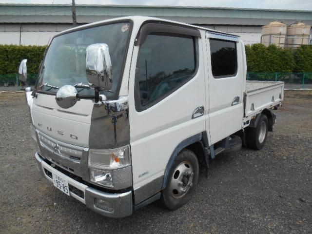 2015 Mitsubishi Canter T