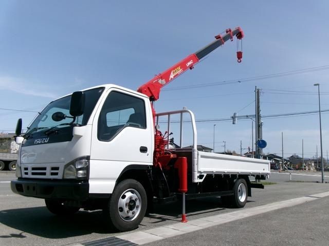Isuzu ELF