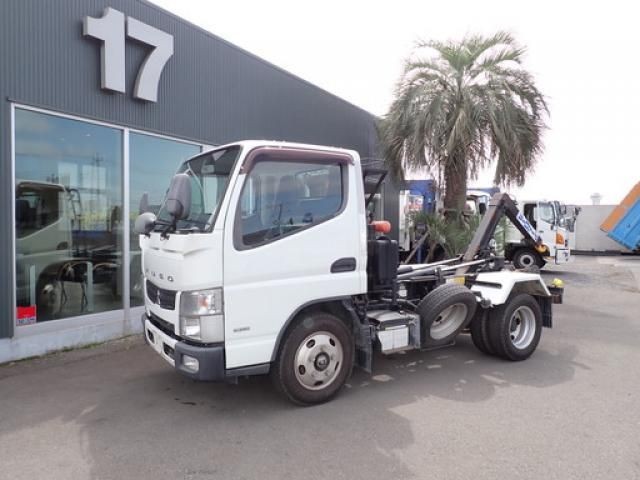 2014 Mitsubishi Canter T