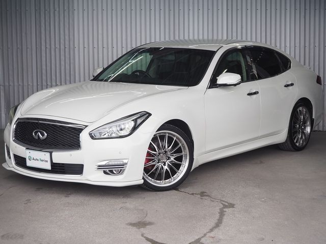 2015 Nissan Fuga