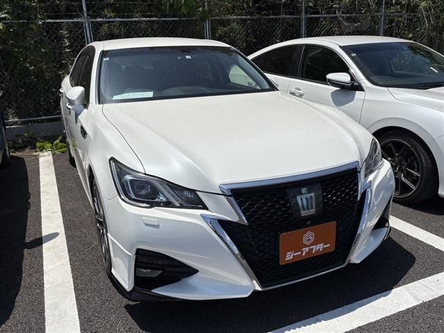 2016 Toyota Crown HV