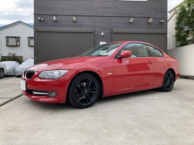 BMW 320I