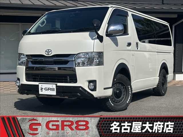 Toyota Hiace V