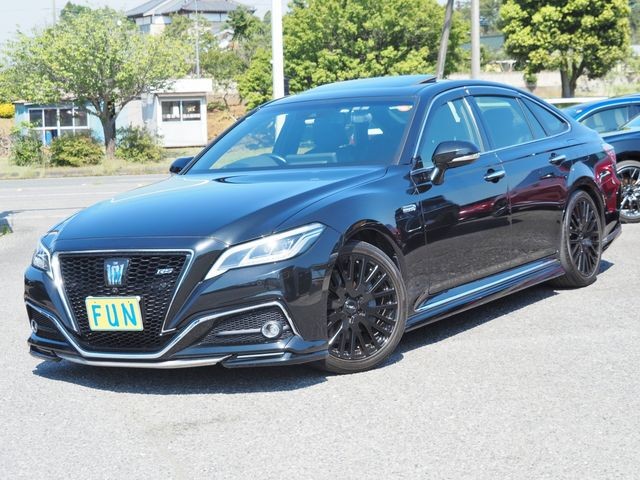2021 Toyota Crown HV