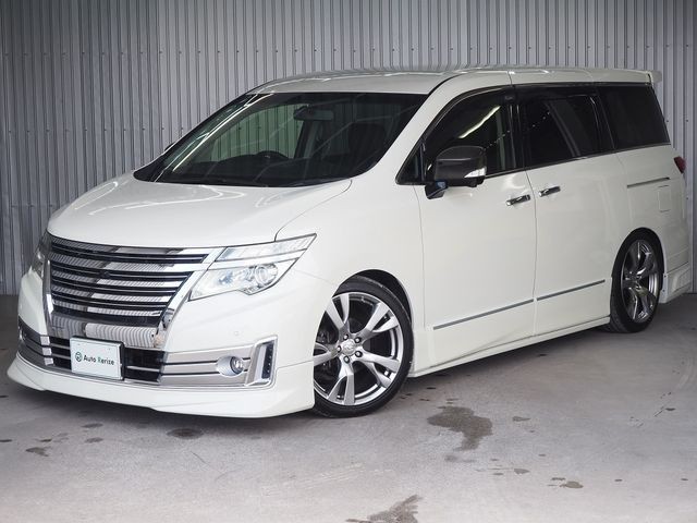 2016 Nissan Elgrand
