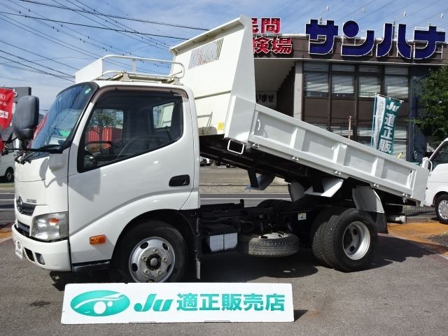 Hino Dutro